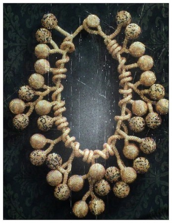 256 g Glasperlen gespendet für die Erbebenopfer von Amatrice/Italien 