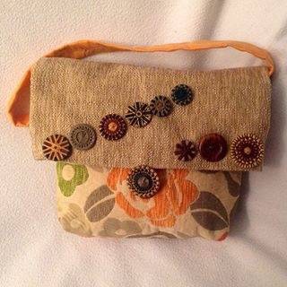 Zwirngeknöpfeltes paßt immer ...